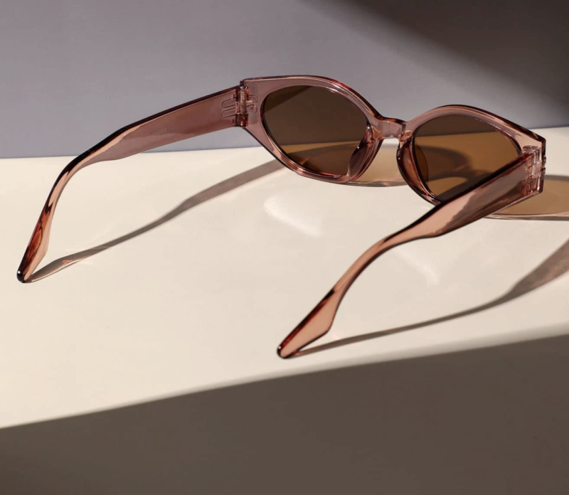 Classic Small Frame Photochromic Fashion Glasses, Fashion Eyewear Trendy - Image 2